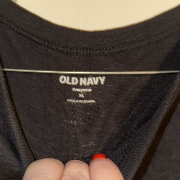 Old Navy Women’s Charcoal Short Sleeved T-Shirt XL NWT Vacay Living Palm Trees - Picture 4 of 8